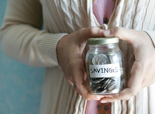 Budgeting-and-Saving-Tips---daily-hints-for-you-001-min